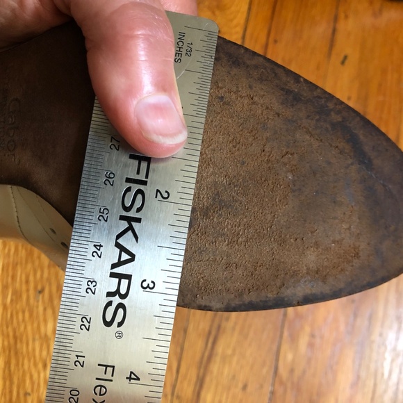 Vintage Mary Jane Pumps - Leather Upper, Leather Sole - Wingtip Detail - Picture 14 of 14